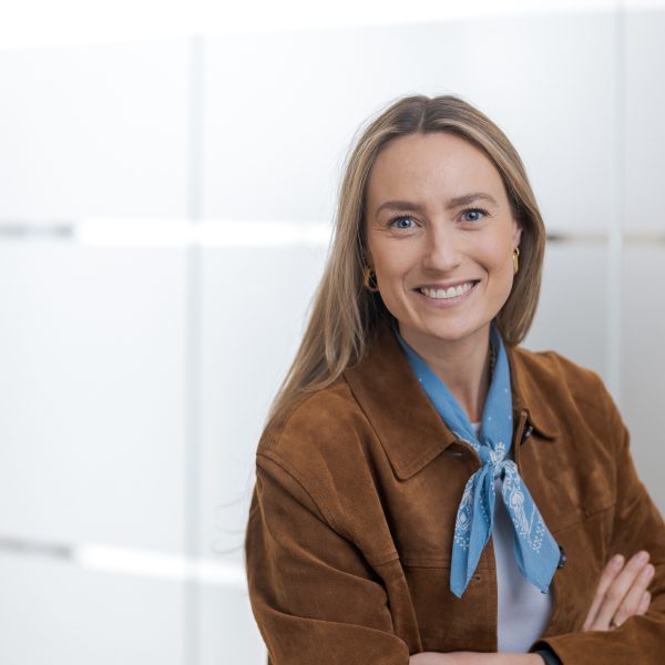 Maritiem, haven en handel advocaat Britt Simons